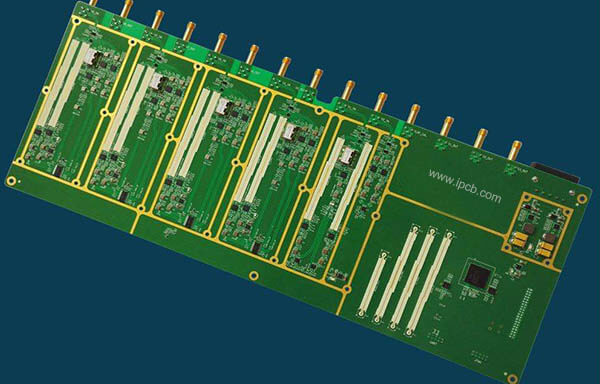 無線周波数PCB